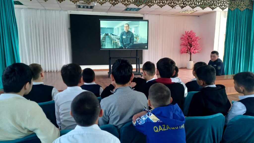 Мектебімізде Қазақстан Республикасы Бас Прокуратурасының үйлестіруімен түсірілген “Закладчики .Расплата”, «Закладчик.&hellip;